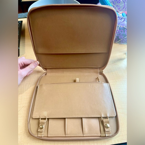 Source Unknown Handbags - Minimalist Muji-Style Tan Leather Stationery Pouch